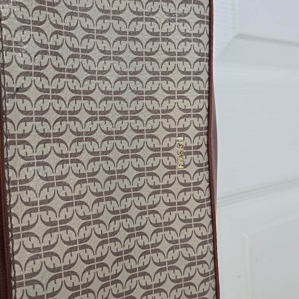 Fossil Gabriella Flap Crossbody Bag Brown Adjustable Strap - Picture 7 of 17